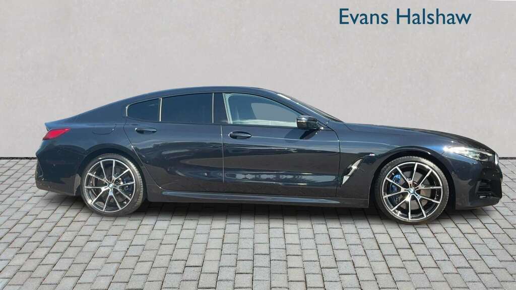 BMW 8 Series 840I M Sport 2022 Black #5