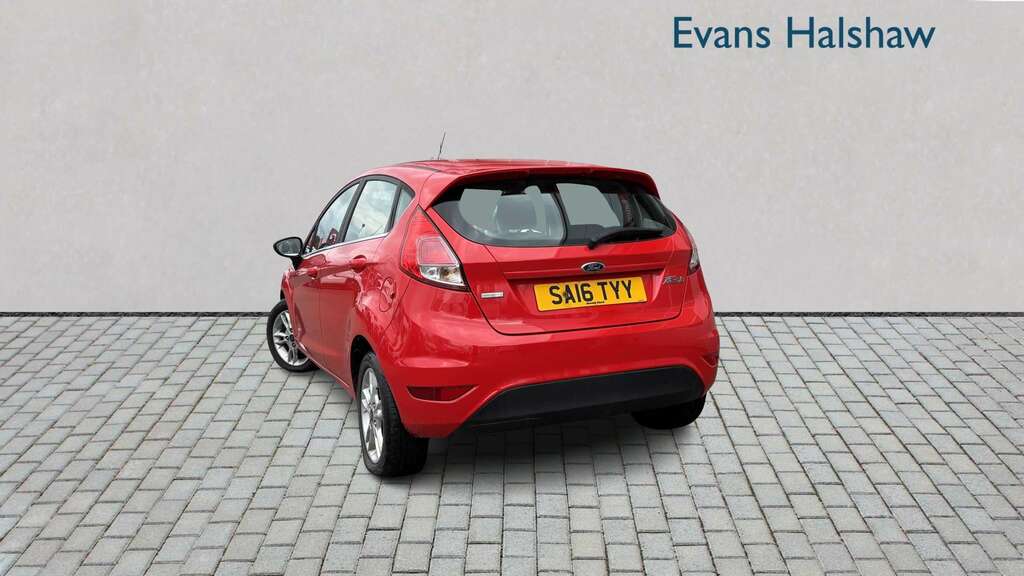 Ford Fiesta 1.0 Ecoboost Zetec 2016 SA16TYY Red #2