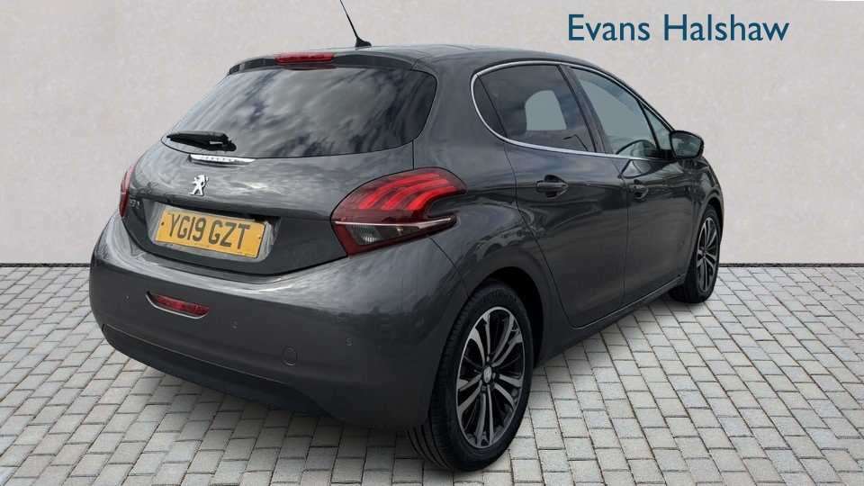 Peugeot 208 1.2 Puretech 82 Tech Edition Start Stop 2019 Grey #5