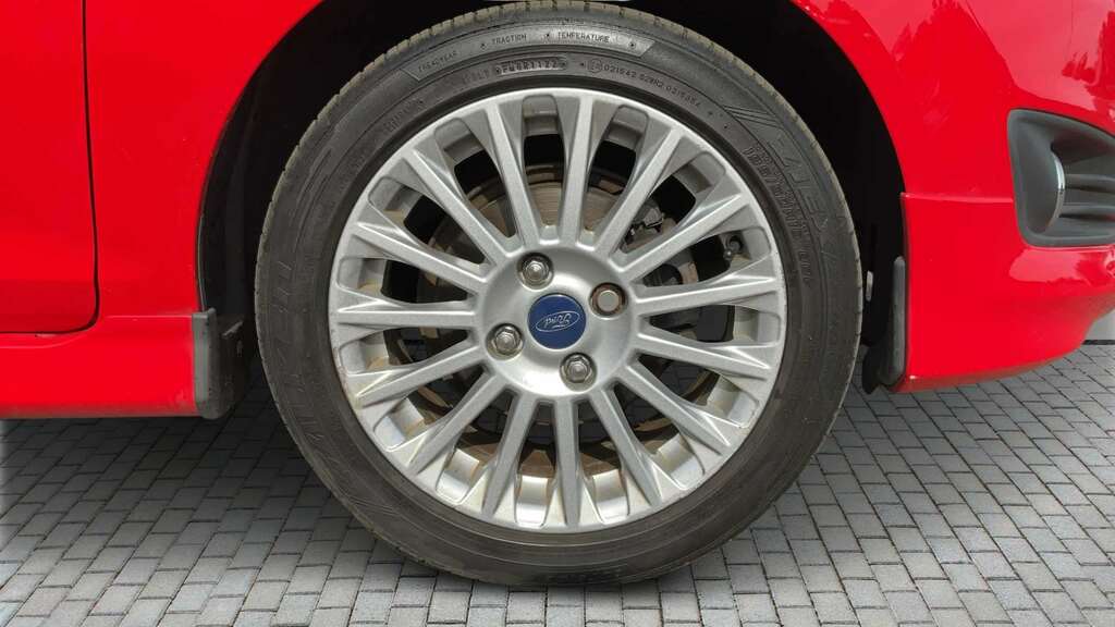 Ford Fiesta 1.25 82 Zetec 2016 Red #6
