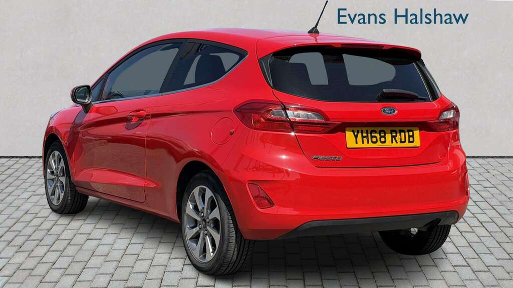 Ford Fiesta 1.1 Zetec 2019 YH68RDB Red #2