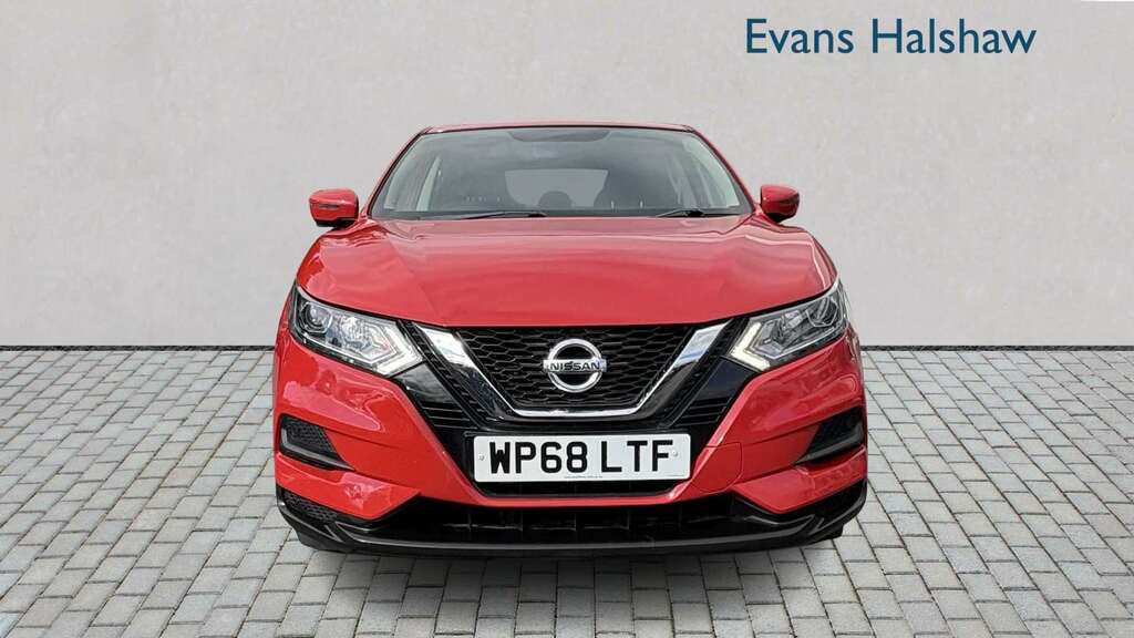 Nissan Qashqai 1.3 Dig-t Visia Smart Vision Pack 2019 Red