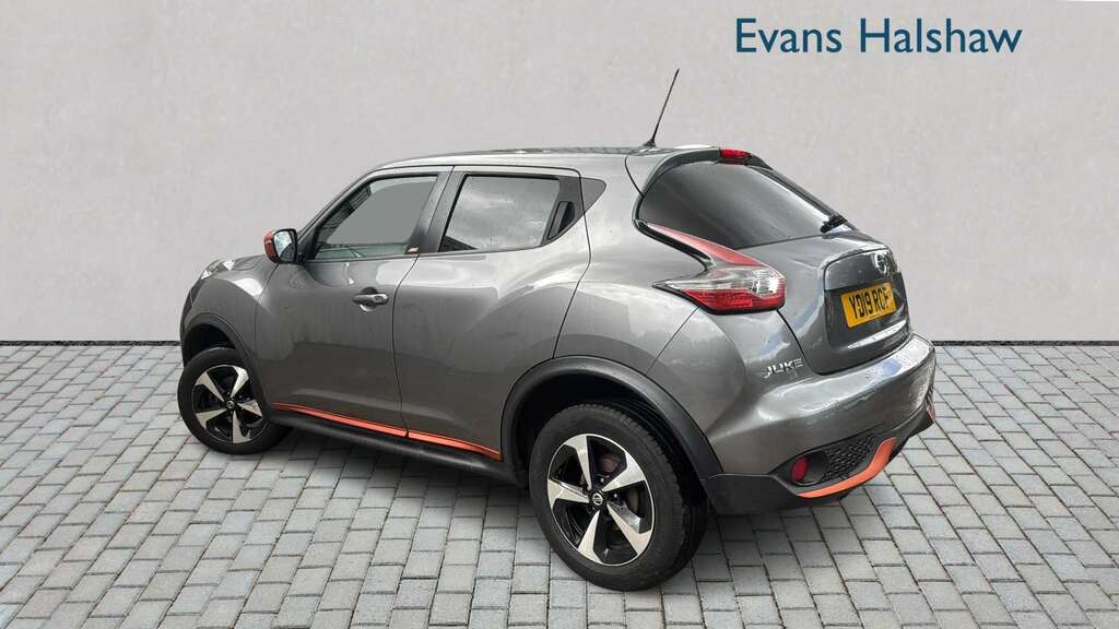 Nissan Juke 2019 1.6 Bose Personal Edition Suv Xtro Blue #2