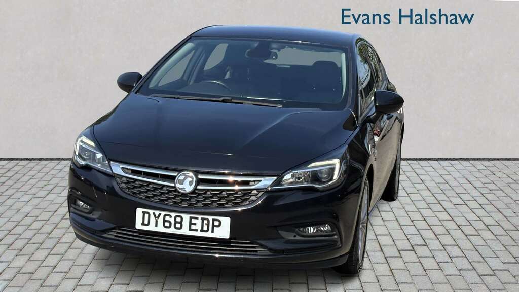Vauxhall Astra 1.6T 16V 200 Elite Nav 2018 DY68EDP Black #2