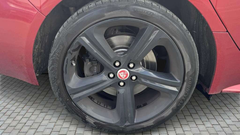 Jaguar XF 2.0D 180 R-sport 2017 Red #6
