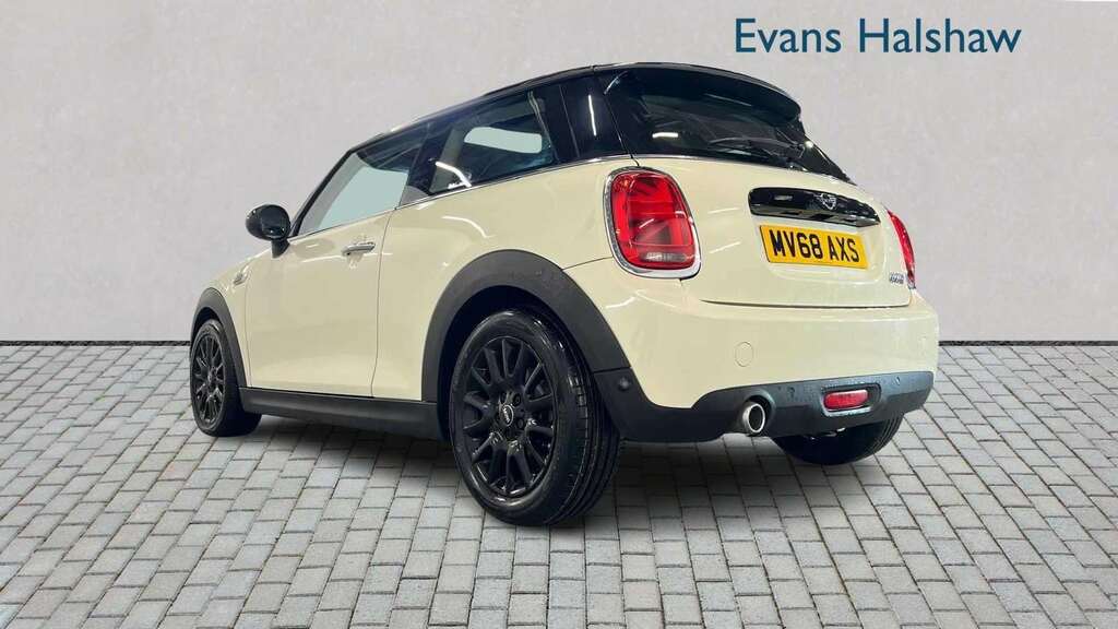 Mini Hatch 1.5 Cooper II 2018 MV68AXS White #6