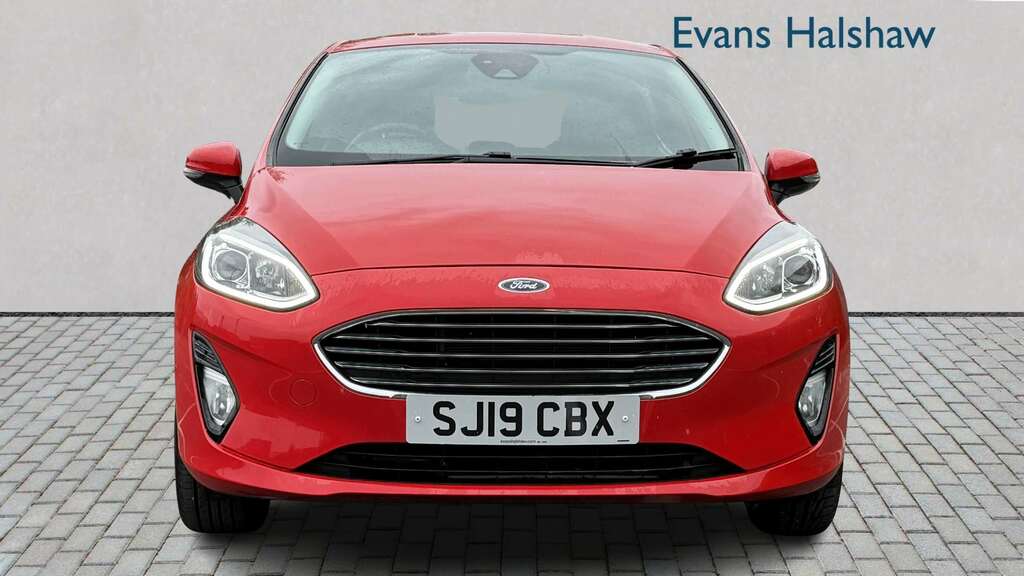 Ford Fiesta 1.1 Zetec 2019 Red #5