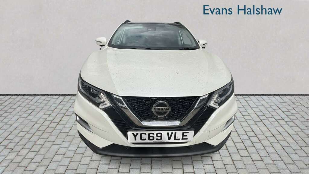 Nissan Qashqai 1.3 Dig-t N-connecta 2019 YC69VLE White #4