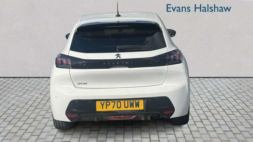 Peugeot 208 1.2 Puretech 100 Allure Premium 2020 YP70UWW White #4