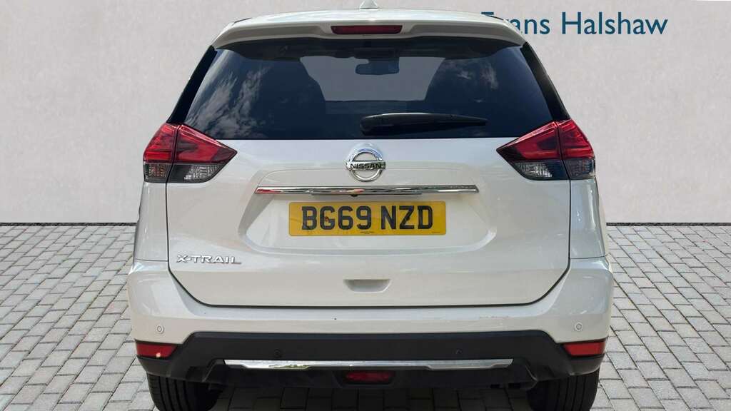 Nissan X-Trail 1.7 Dci Acenta Premium 7 Seat 2019 White #4