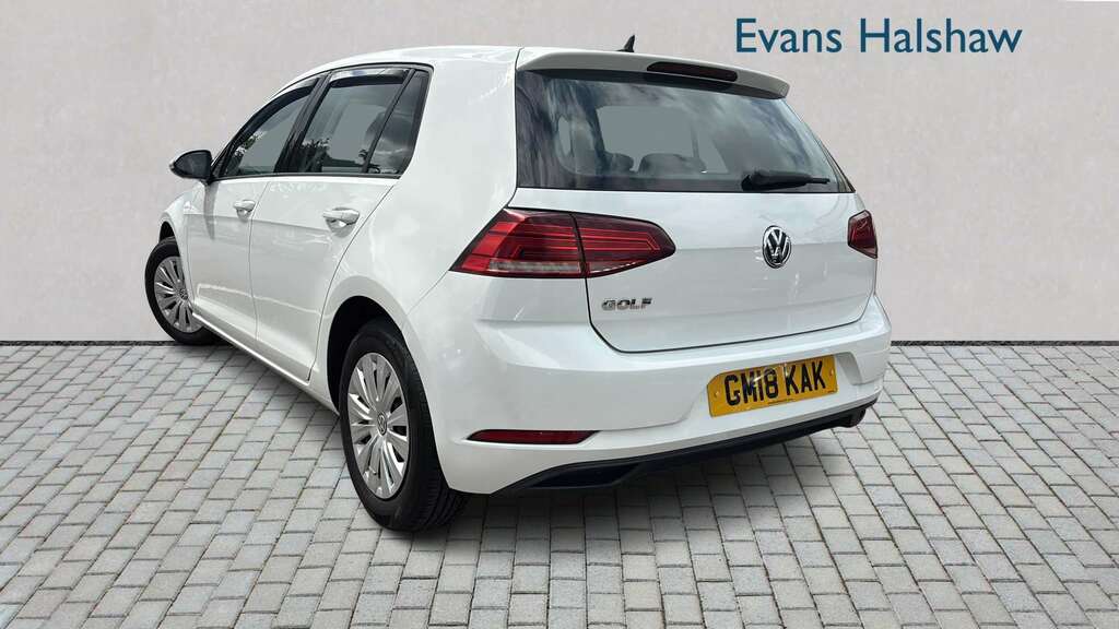 Volkswagen Golf 1.4 Tsi S Dsg 2018 GM18KAK White #2