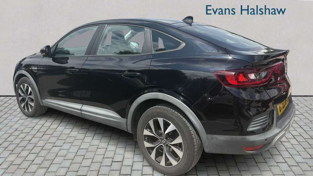 Renault Arkana 1.6 E-tech Hybrid 145 Iconic 2022 Black #4