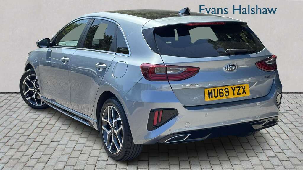 Kia Ceed 1.4T Gdi Isg Gt-line Lunar Edition 2019 WU69YZX Silver #3