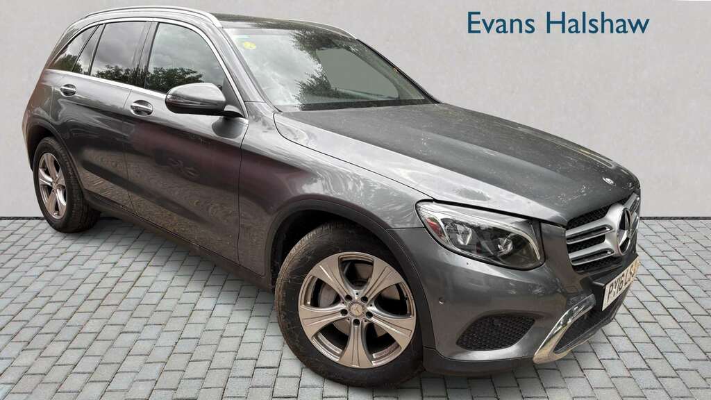 Mercedes-Benz GLC Class Glc 220D 4Matic Amg Line 9G-tronic #1