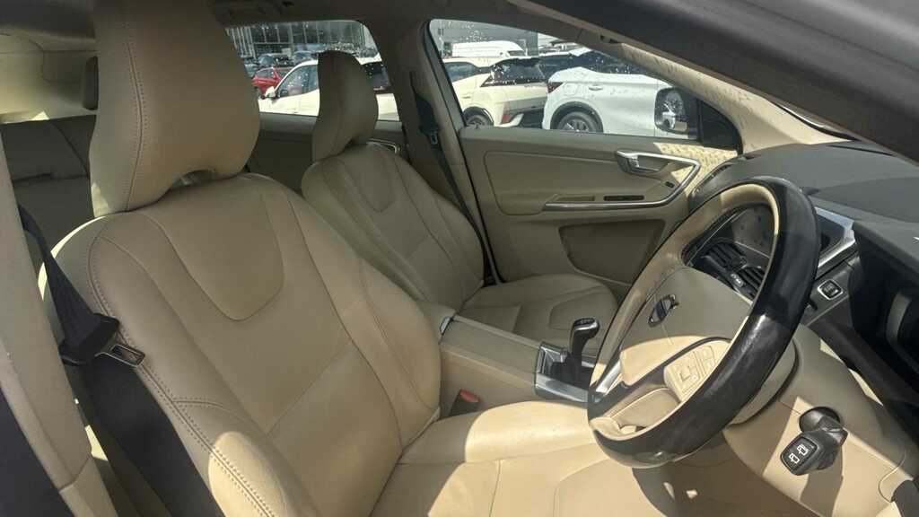 Volvo XC60 2.0 D4 Se Lux Nav Suv Euro 6 S S Grey #3