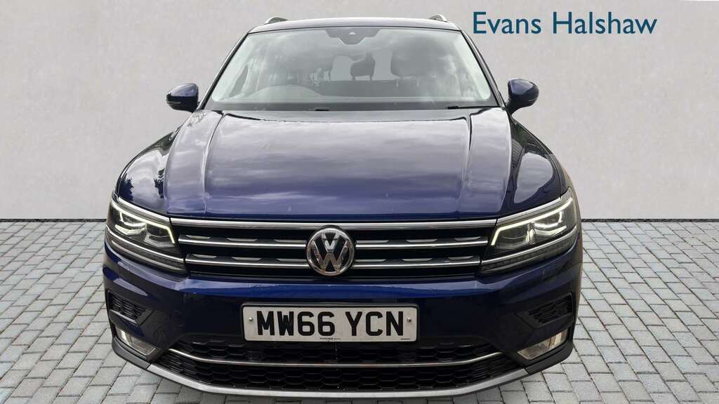 Volkswagen Tiguan 2.0 Tdi 150 Se Grey #5