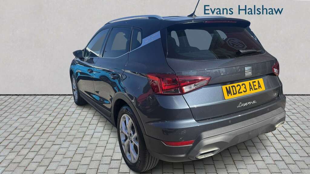 Seat Arona 1.0 Tsi 110 Fr 2023 MD23AEA Grey #4