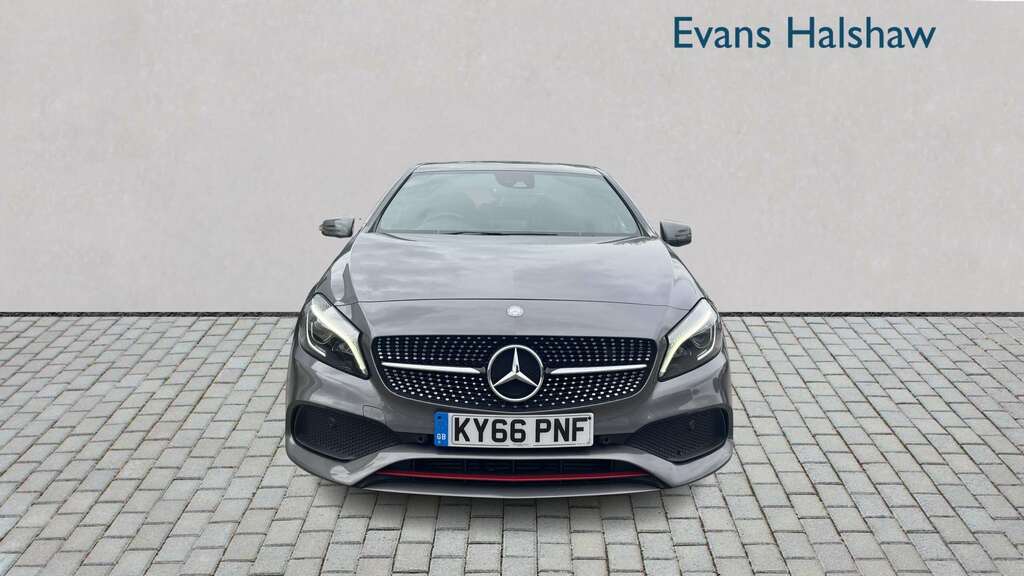 Mercedes-Benz A Class 1.5 A180d Amg Line Premium Plus 7G-dct Euro 6 S Grey #9