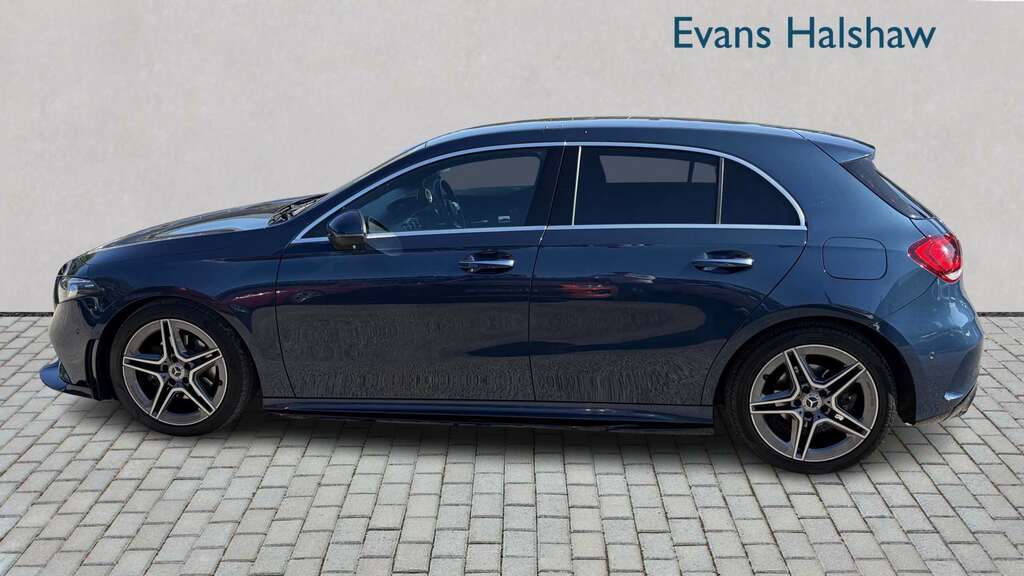 Mercedes-Benz A Class A180d Amg Line Premium 2019 VF69JHK Blue #4