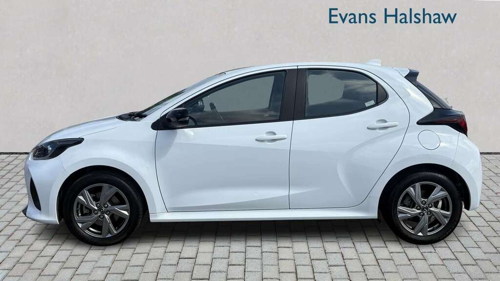 Mazda 2 1.5I Hybrid Exclusive Line Cvt 2024 FD24AUM White #3