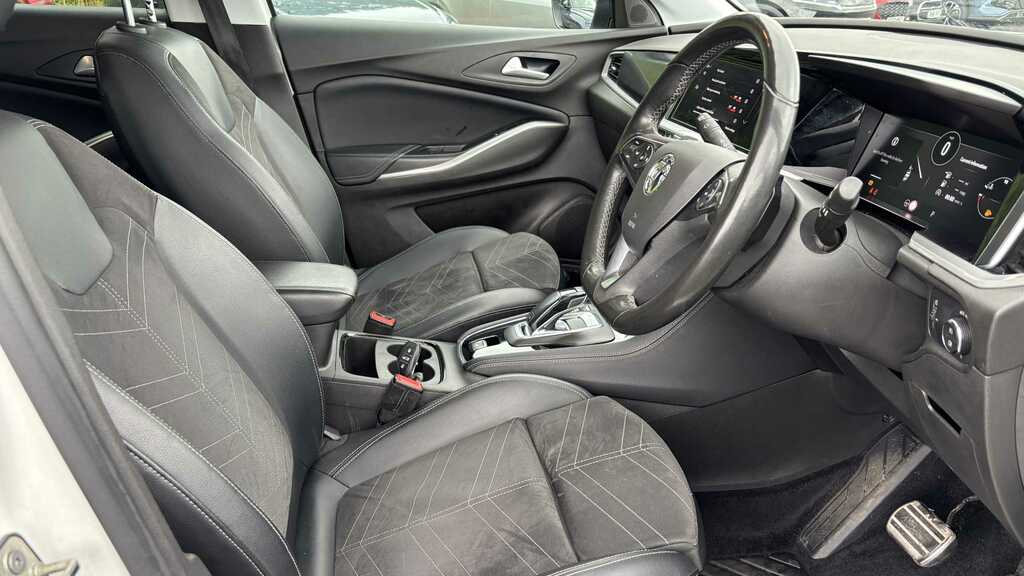 Vauxhall Grandland 1.2 Turbo Ultimate 2022 White #3