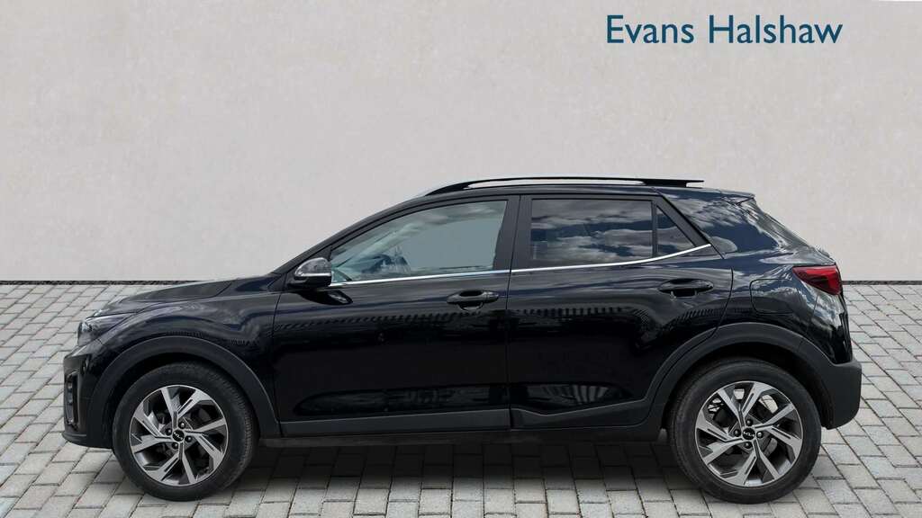Kia Stonic 1.0T Gdi 48V Gt-line Dct 2023 Black #4