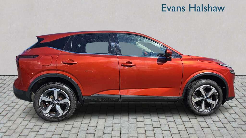 Nissan Qashqai 1.3 Dig-t Mh N-connecta 2023 YX23RCO Red #2