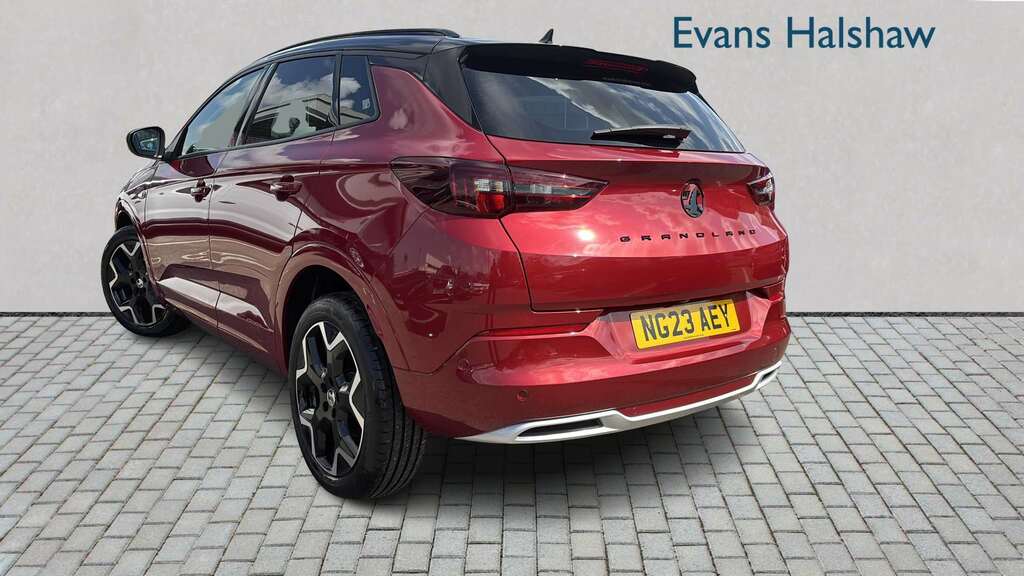 Vauxhall Grandland 1.2 Turbo Ultimate 2023 Red #2
