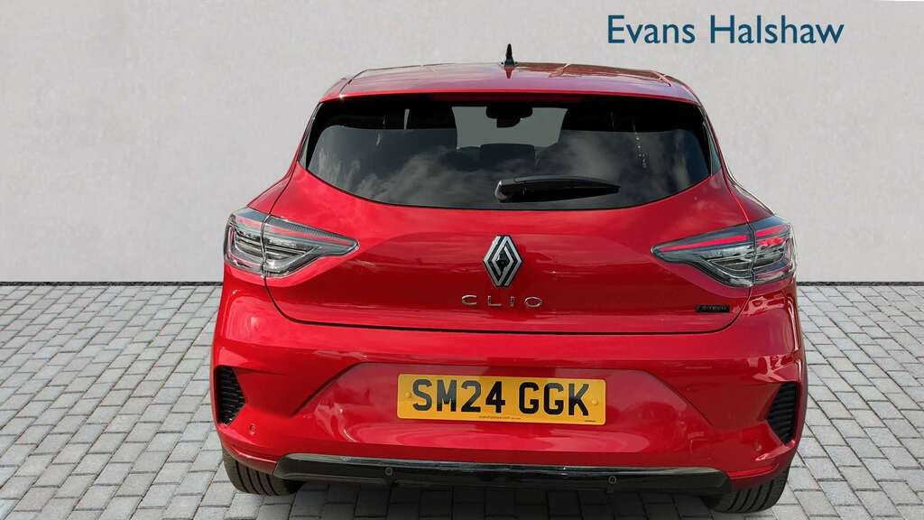 Renault Clio 1.6 E-tech Full Hybrid 145 Techno 2024 Red #5