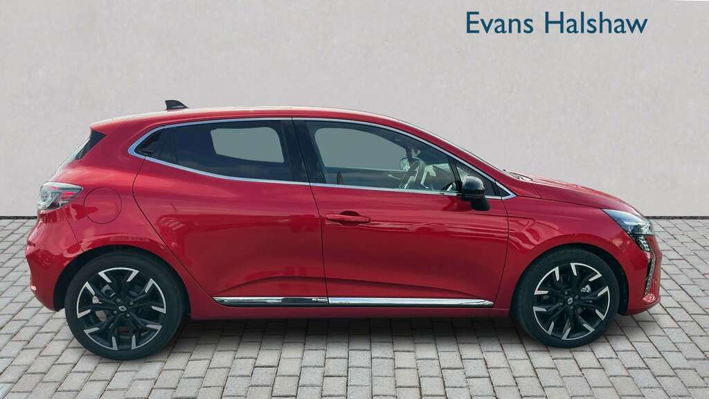 Renault Clio 1.6 E-tech Full Hybrid 145 Techno 2024 Red #3