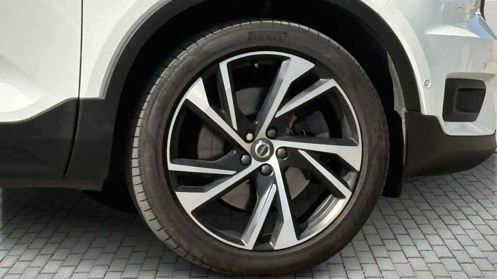 Volvo XC40 1.5 T5 Recharge Phev R Design Pro 2020 MX70TEV White #5