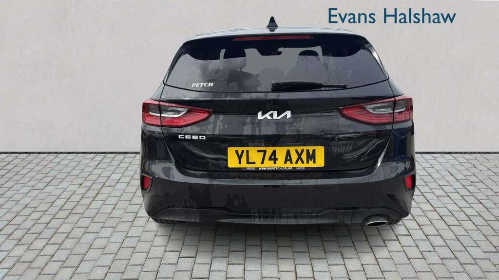 Kia Ceed 1.5T Gdi Isg 138 3 Dct 2025 YL74AXM Black #4