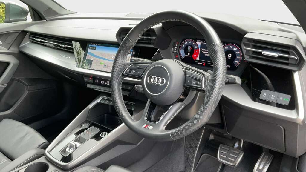 Audi A3 30 Tfsi S Line S Tronic 2023 LP72FWE Grey #5