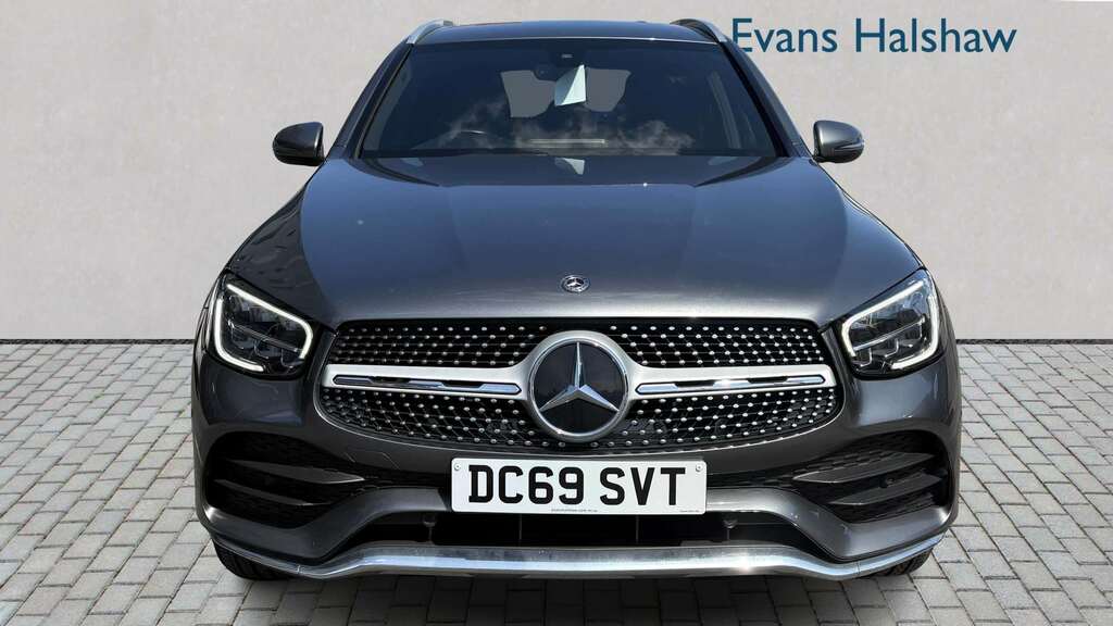 Mercedes-Benz GLC Class 220D 4Matic Amg Line 9G-tronic 2020 DC69SVT Grey #3