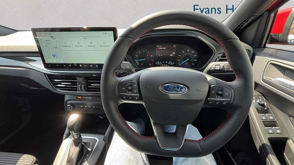 Ford Focus 1.0 Ecoboost Hybrid Mhev 155 St-line 2026 Red #5
