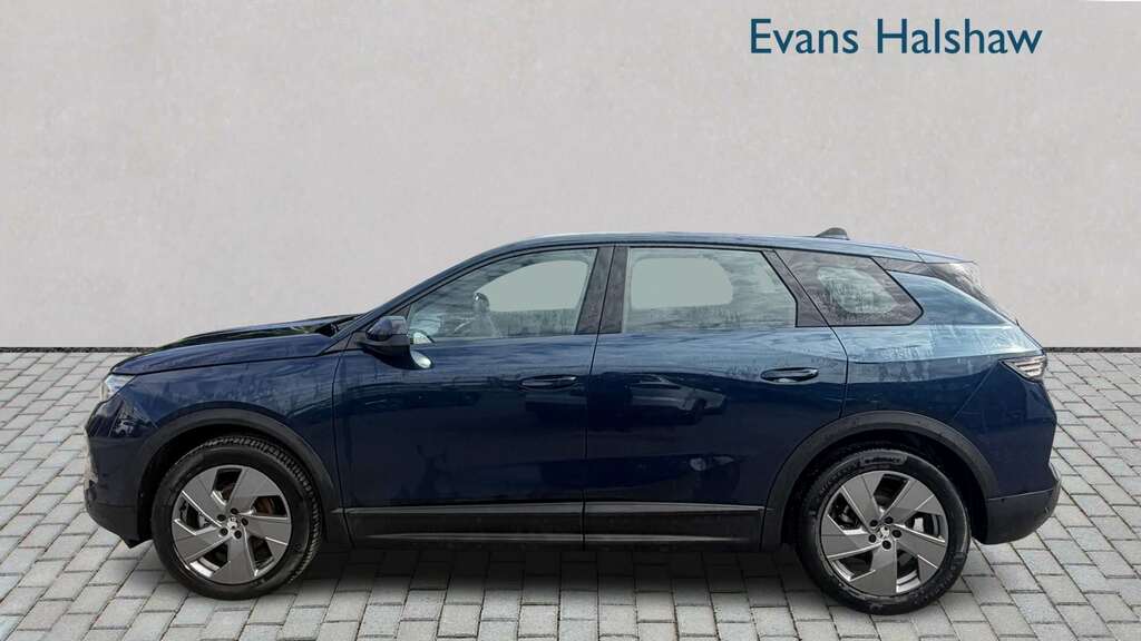 Vauxhall Grandland 1.2 Hybrid 145 Design E-dct6 2025 BA25AMV Blue #3