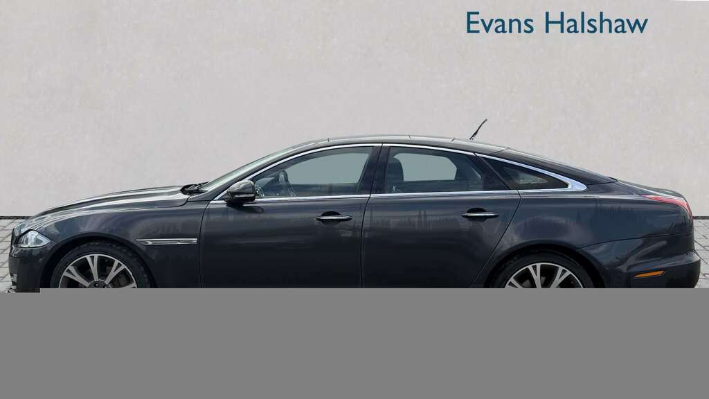 Jaguar XJ 3.0D V6 Portfolio 2018 Grey #2