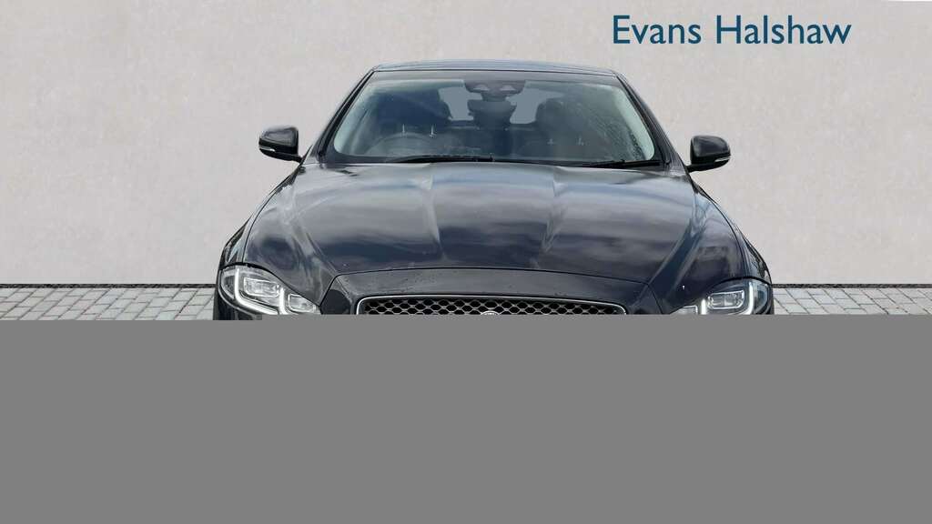 Jaguar XJ 3.0D V6 Portfolio 2018 Grey #3