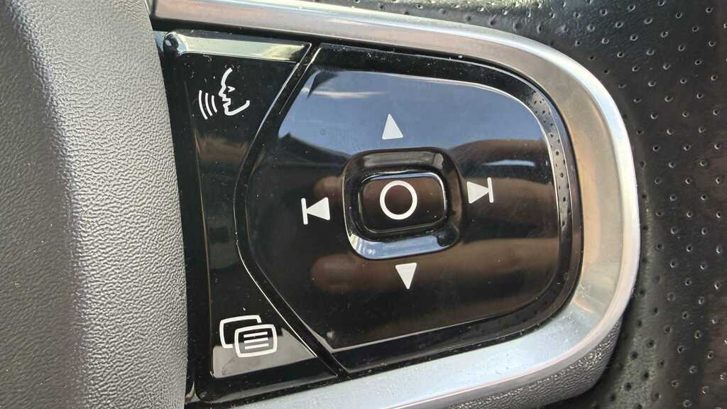 Volvo XC90 2.0H T8 Twin Engine 10.4Kwh R-design Suv Petro Blue #15