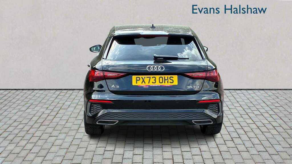 Audi A3 35 Tdi S Line S Tronic 2023 Black #4