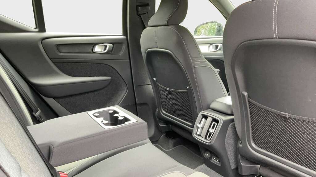 Volvo XC40 1.5 T3 163 R Design Geartronic Grey #11