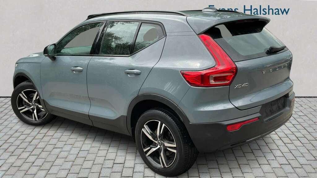 Volvo XC40 1.5 T3 163 R Design Geartronic Grey #2