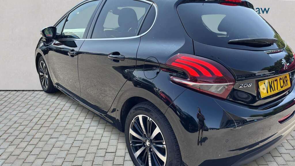 Peugeot 208 1.2 Puretech Allure Premium 2017 YK17CKR Black #3