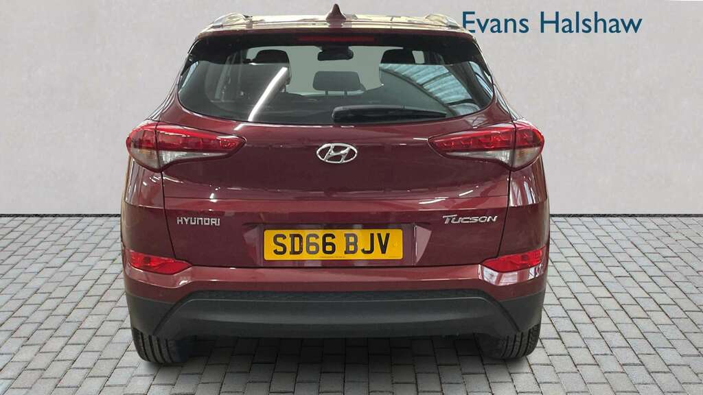 Hyundai Tucson 1.7 Crdi Blue Drive Se Nav 2Wd 2016 SD66BJV #4