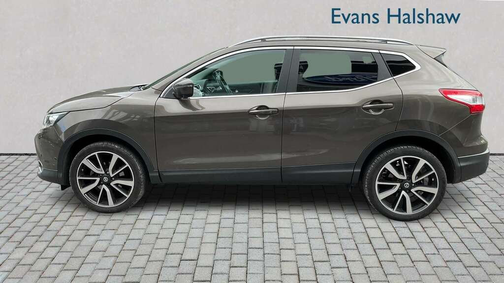 Nissan Qashqai 1.5 Dci Tekna 2016 DU66CVE Brown #2