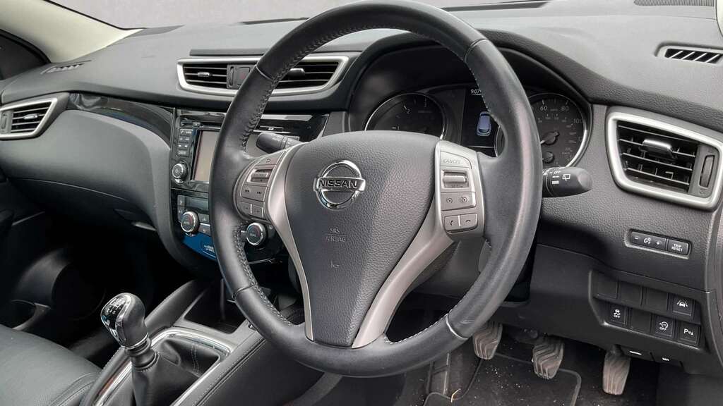 Nissan Qashqai 1.5 Dci Tekna 2016 DU66CVE Brown #5