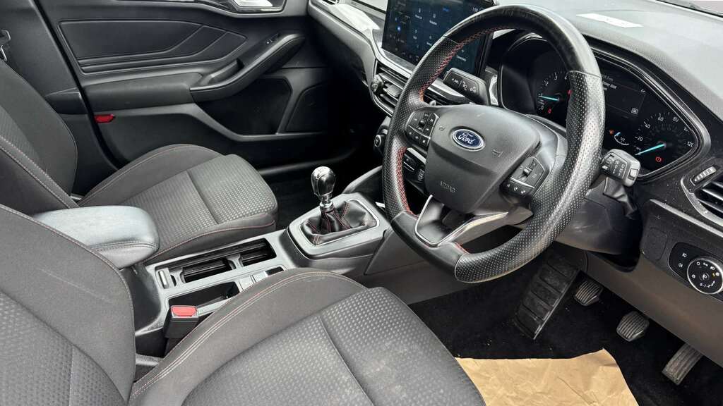 Ford Focus 1.0 Ecoboost St-line 2023 CA23UZT Black #3