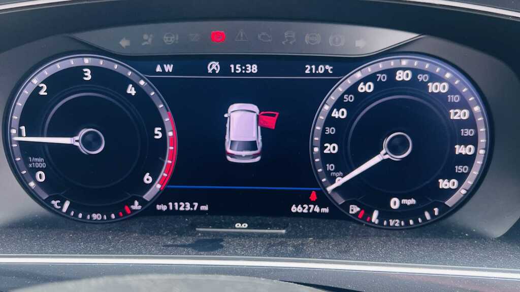 Volkswagen Tiguan 2.0 Tdi 150 Sel 2017 YR67UOD Orange #6