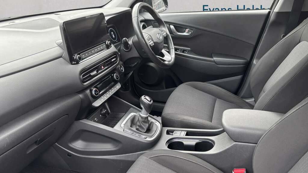 Hyundai Kona 1.0 Tgdi 48V Mhev Premium 2023 Black #3