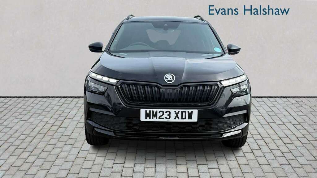 Skoda Kamiq 1.0 Tsi 110 Monte Carlo Dsg 2023 MM23XDW Black #3